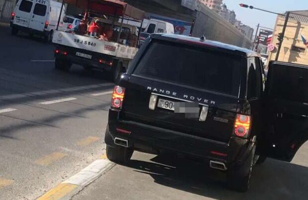 “Range Rover”i dayanacaqda saxlayıb qıza əxlaqsız təklif etdi, sonra döydü – TƏFƏRRÜAT