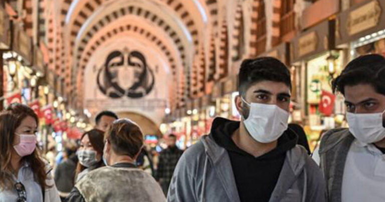 Türkiyədə koronavirus qadağası: 3 günlük komendant saatı
