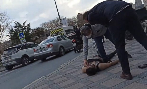 İstanbulda küçədə pul üstündə atışma: Azərbaycanlı öldü – ANBAAN VİDEO
