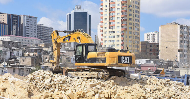 Bakıda 100-dən çox bina söküləcək (SİYAHI/FOTO)